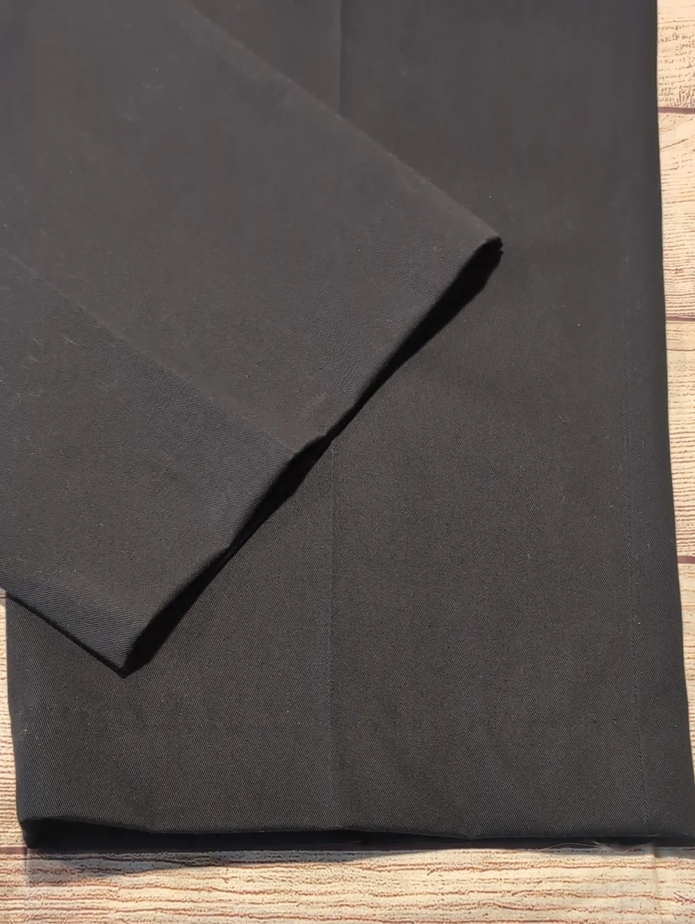 L. L. Bean Men's Black Wrinkle Free Plain Front Cotton Dress Chino Pants Size 44